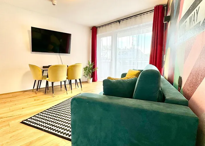 Designer Mit Balkon Apartment *